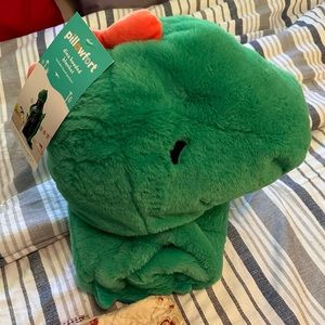 This super cute Dinosaur blanket- will provide hours of fun!